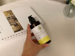 라라로즈데이 시즌2 여성청결제 200ml 아로마 페미민 클렌저, 독일더마인증 — 5점을 준 리뷰어가 2021년 8월 올린 사용 사진