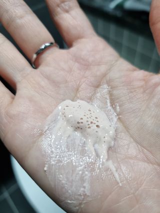 벨먼 내추럴 스파 머드레티놀 바디워시(그린로즈, 미드나잇 피오니) — 5점을 준 리뷰어가 2022년 5월 올린 사용 사진