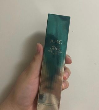 [NEW 탄력유턴 아이크림] AHC 유스 래스팅 리얼 아이크림 포 페이스 — 5점을 준 리뷰어가 2021년 3월 올린 사용 사진
