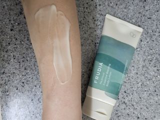 [후르디아] 올리브영 저자극 비건바디로션 — 5점을 준 리뷰어가 2023년 9월 올린 사용 사진