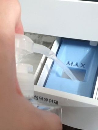 아토컴피 신생아와 반려동물도 사용가능한 고농축 세탁세제 섬유유연제 500ml 세트 (독일 피부과 임상시험 완료) — 5점을 준 리뷰어가 2022년 9월 올린 사용 사진