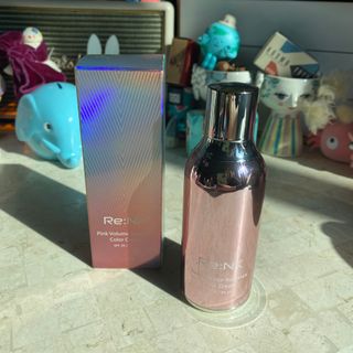 리엔케이 핑크 볼륨 래디언스 컬러크림 에디션 — 4점을 준 리뷰어가 2023년 11월 올린 사용 사진