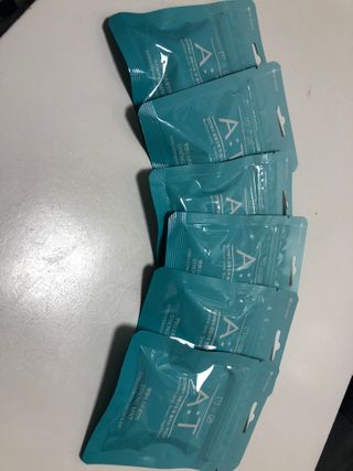 입 냄새 완화에 도움을 주는 에티켓 캔디 앳캔디 스트롱민트 — 5점을 준 리뷰어가 2021년 1월 올린 사용 사진