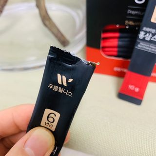 [푸름웰니스] 프리미엄 6년근 홍삼스틱 3mg x 100포 — 5점을 준 리뷰어가 2022년 4월 올린 사용 사진