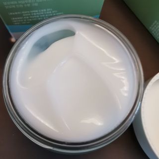 김정문알로에 큐어 큐어 알로에 리프레쉬 젤리 세럼, 큐어 알로에 하이드로 젤리 크림 — 5점을 준 리뷰어가 2021년 3월 올린 사용 사진