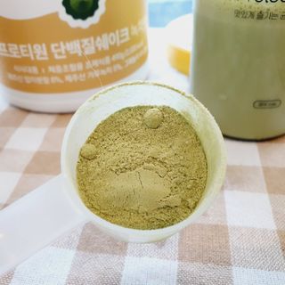 프로티원 단백질쉐이크 녹차맛 2주분 1통+보틀 — 5점을 준 리뷰어가 2021년 9월 올린 사용 사진