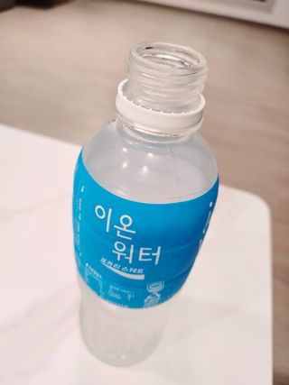 MF[포카리스웨트] 500ml PET — 5점을 준 리뷰어가 2023년 10월 올린 사용 사진