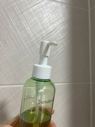 스킨큐어 산다화 순한 클렌징 동백 오일 200ml — 5점을 준 리뷰어가 2023년 4월 올린 사용 사진