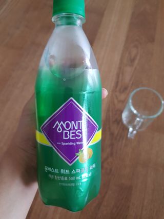 몽베스트 Montbest with Sparkling water Lemon OR Lime 20병(랜덤) — 5점을 준 리뷰어가 2022년 7월 올린 사용 사진