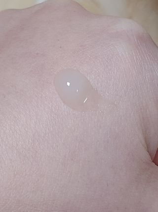 냉장고에 넣어요, 붉은 트러블 피부 다음날 진정되요 [버진팜스 푸딩수딩아토] — 5점을 준 리뷰어가 2021년 1월 올린 사용 사진