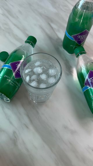 몽베스트 Montbest with Sparkling water Plain 20병 — 5점을 준 리뷰어가 2022년 5월 올린 사용 사진