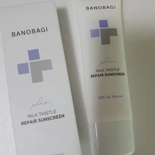 바노바기 코스메틱 바노바기 밀크씨슬 리페어 시카 선스크린 플러스 50ml — 5점을 준 리뷰어가 2023년 3월 올린 사용 사진