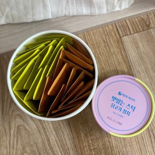 페페로니 맛있는 스틱 - 무항생제 닭고기 15개 + 원양선 참치 15개 — 5점을 준 리뷰어가 2021년 8월 올린 사용 사진