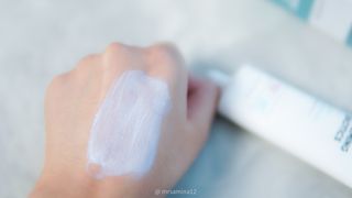 리더스코스메틱 리더스 카밍 바이오틱스 선 에센스 SPF 50+ PA++++ — 5점을 준 리뷰어가 2022년 7월 올린 사용 사진