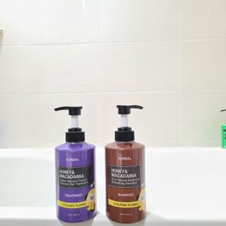 쿤달 [KUNDAL 공식] 프리미엄 헤어 케어 스페셜 세트 샴푸 500ml &amp; 트리트먼트 500ml — 4점을 준 리뷰어가 2021년 3월 올린 사용 사진