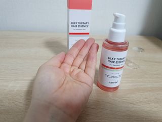 썸헤어 / SUMHAIR 썸헤어 실키 테라피 헤어 에센스 — 3점을 준 리뷰어가 2021년 4월 올린 사용 사진