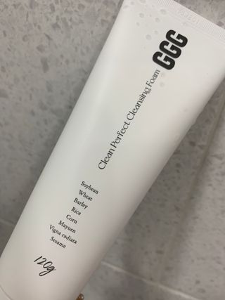지지지 클린 퍼펙트 클렌징폼 120g — 3점을 준 리뷰어가 2022년 3월 올린 사용 사진