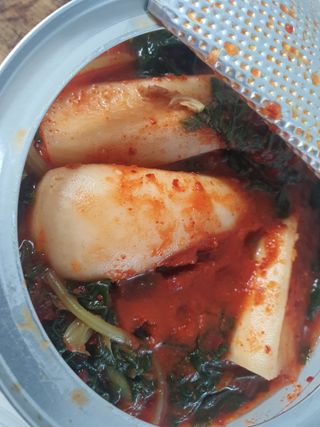 셰프애찬 알타리김치 총각김치 1kg — 5점을 준 리뷰어가 2022년 10월 올린 사용 사진