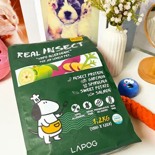 [푸디웜] 라포그  리얼인섹트 웨이트밸런스 저알러지 강아지 사료  1.2KG — 5점을 준 리뷰어가 2022년 7월 올린 사용 사진