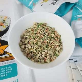 해풀잎 누구나 김밥*1ea [(혼합야채 35g *1ea,  김밥김 (5g, 5ea),  양념간장 (6g, 5ea), 참기름(5g, 2ea)] — 5점을 준 리뷰어가 2022년 5월 올린 사용 사진