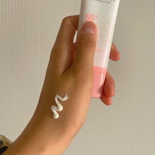 [후르디아] 모공블러 비건 선 프라이머 — 4.5점을 준 리뷰어가 2022년 6월 올린 사용 사진