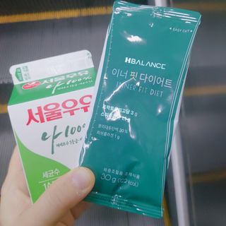 하나마이 이너핏 다이어트 30g x 14포 올인원 체중조절용 쉐이크 / 프락토올리고당+스피루리나 함유 피부탄력 까지~ — 5점을 준 리뷰어가 2023년 3월 올린 사용 사진