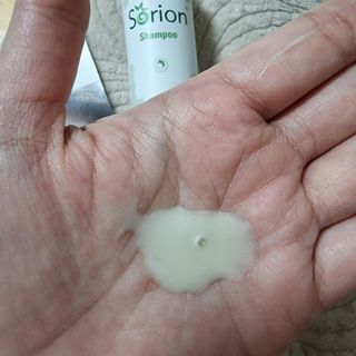 건선/아토피/트러블 두피 각질 케어 소리온 샴푸&플루이드 Shampoo & Fluid — 4점을 준 리뷰어가 2022년 3월 올린 사용 사진