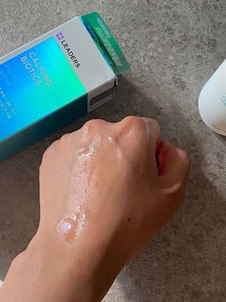 리더스코스메틱 리더스 카밍 바이오틱스 에센스 워터 — 5점을 준 리뷰어가 2021년 9월 올린 사용 사진