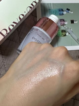 나우 [리브엠] 123억개 엑소좀으로 채운 눈부신 광채, 엑소코어 화이트닝 텐션 앰플 — 5점을 준 리뷰어가 2023년 8월 올린 사용 사진