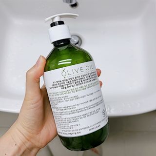 올리브 오일 스킨케어 컴퍼니 [OOSC] 향기로운 보습 로즈 제라늄 바디워시 500ml — 5점을 준 리뷰어가 2021년 4월 올린 사용 사진