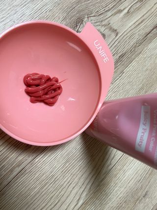 [유니프] 헤어 샤이니 핑크 컬러 트리트먼트240g — 5점을 준 리뷰어가 2023년 11월 올린 사용 사진