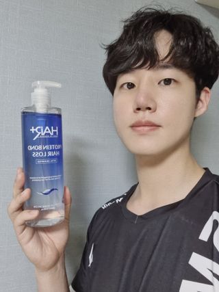 헤어플러스 단백질탈모샴푸 500ml+단백질본드앰플 145ml — 5점을 준 리뷰어가 2021년 6월 올린 사용 사진