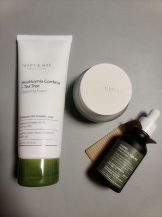 마리엔메이 센서티브 수딩 젤 크림 + 어성초 티트리 추출물 세럼 + 어성초 티트리 모공 클렌징 폼 — 4점을 준 리뷰어가 2021년 9월 올린 사용 사진