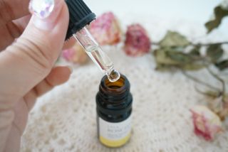 라라로즈데이 시즌2 천연 아로마오일 Y존 케어 속옷향수 이너퍼퓸 5ml  여성의 자존감을 UP시키자 — 5점을 준 리뷰어가 2021년 8월 올린 사용 사진