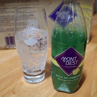 몽베스트 Montbest with Sparkling water Lemon OR Lime 20병(랜덤) — 5점을 준 리뷰어가 2022년 12월 올린 사용 사진