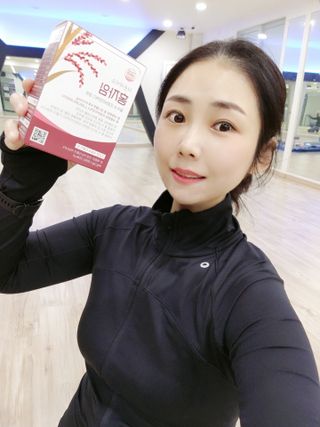 하루 1포로 콜레스테롤, 유산균, 고역가 소화효소까지 한번에 섭취! 다온바이오 홍자임 1개월분(30포) — 5점을 준 리뷰어가 2022년 11월 올린 사용 사진