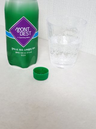 몽베스트 Montbest with Sparkling water Plain 20병 — 5점을 준 리뷰어가 2022년 6월 올린 사용 사진