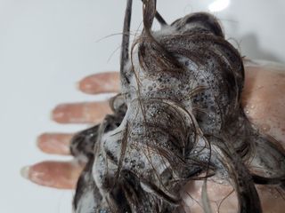 체코 비건화장품 마뉴팍투라 향좋은 천연 맥주샴푸 — 5점을 준 리뷰어가 2022년 5월 올린 사용 사진