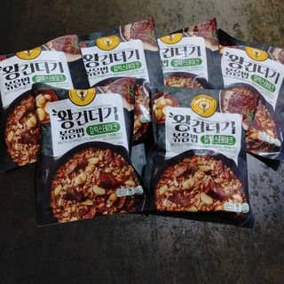 한성기업 무볼레 왕건더기 볶음밥 갈릭스테이크 — 5점을 준 리뷰어가 2021년 11월 올린 사용 사진