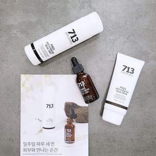 [세븐원쓰리 713]오아시스 세트 몽글토너, 소나무보습크림, 피누스비타민C 세럼 — 5점을 준 리뷰어가 2021년 10월 올린 사용 사진