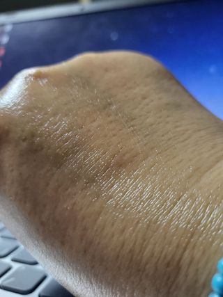[후르디아] 올리브영 저자극 비건바디로션 — 5점을 준 리뷰어가 2023년 9월 올린 사용 사진