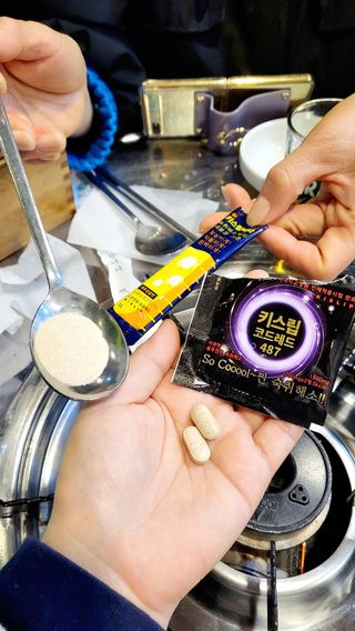 [키스립] 근복적인 숙취원인 해결 숙취해소제 키스립 코드레드487 2팩 & 뉴키스립비타 1box  set — 5점을 준 리뷰어가 2022년 3월 올린 사용 사진