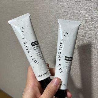 멈칫(MUMCHIT) 넥퍼퓸 NECKPERFUME 2가지 향 — 5점을 준 리뷰어가 2021년 11월 올린 사용 사진