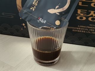 [비린내 완벽제거] 본황칠 통장어 국내산 장어즙 아르기닌 2800mg 장어즙효능 기력보강 — 5점을 준 리뷰어가 2022년 8월 올린 사용 사진