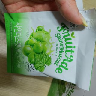 [복음자리] 바리스타 패키지 2종 랜덤발송 (딸기스무디 스틱+샤인머스캣에이드 or 망고스무디+자몽에이드) — 5점을 준 리뷰어가 2022년 7월 올린 사용 사진
