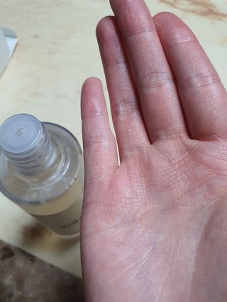 GINGER6 라이크 화이트 블라썸 에센스 토너 — 4점을 준 리뷰어가 2021년 11월 올린 사용 사진