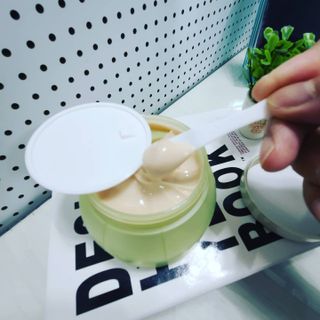 카오리온코스메틱스 사카로미세스와 시카의 만남        릴리피 릴렉싱 크림 진정한 탄력을 경험해보세요 — 5점을 준 리뷰어가 2021년 6월 올린 사용 사진