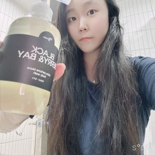 빅그린 니치 퍼퓸 바이옴바디워시 500ml(상탈, 블랙베리&베이, 블랑쉐 3종 중 택1) — 4점을 준 리뷰어가 2022년 12월 올린 사용 사진