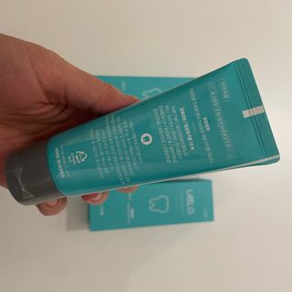 치과에서 쓰는 치약 _ 라벨제로 저불소 꼬마, 키즈, 유아, 베이비, 주니어 안전한 어린이치약 — 5점을 준 리뷰어가 2023년 1월 올린 사용 사진