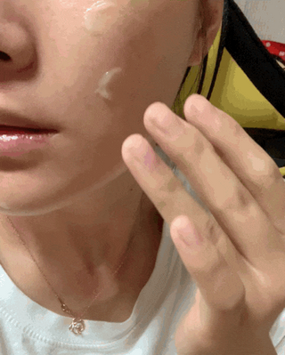 [녹산] 그린 솔루션 멀티 수분 앰플 + 그린 솔루션 멀티 수분크림 — 4.5점을 준 리뷰어가 2022년 10월 올린 사용 사진